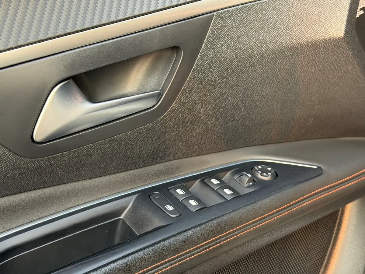 2018 Peugeot 4008 1.6T 167HP L4 6AT,autocango,china used car exporter,china ev exporter,chinese used car exporter,chinese used ev exporter