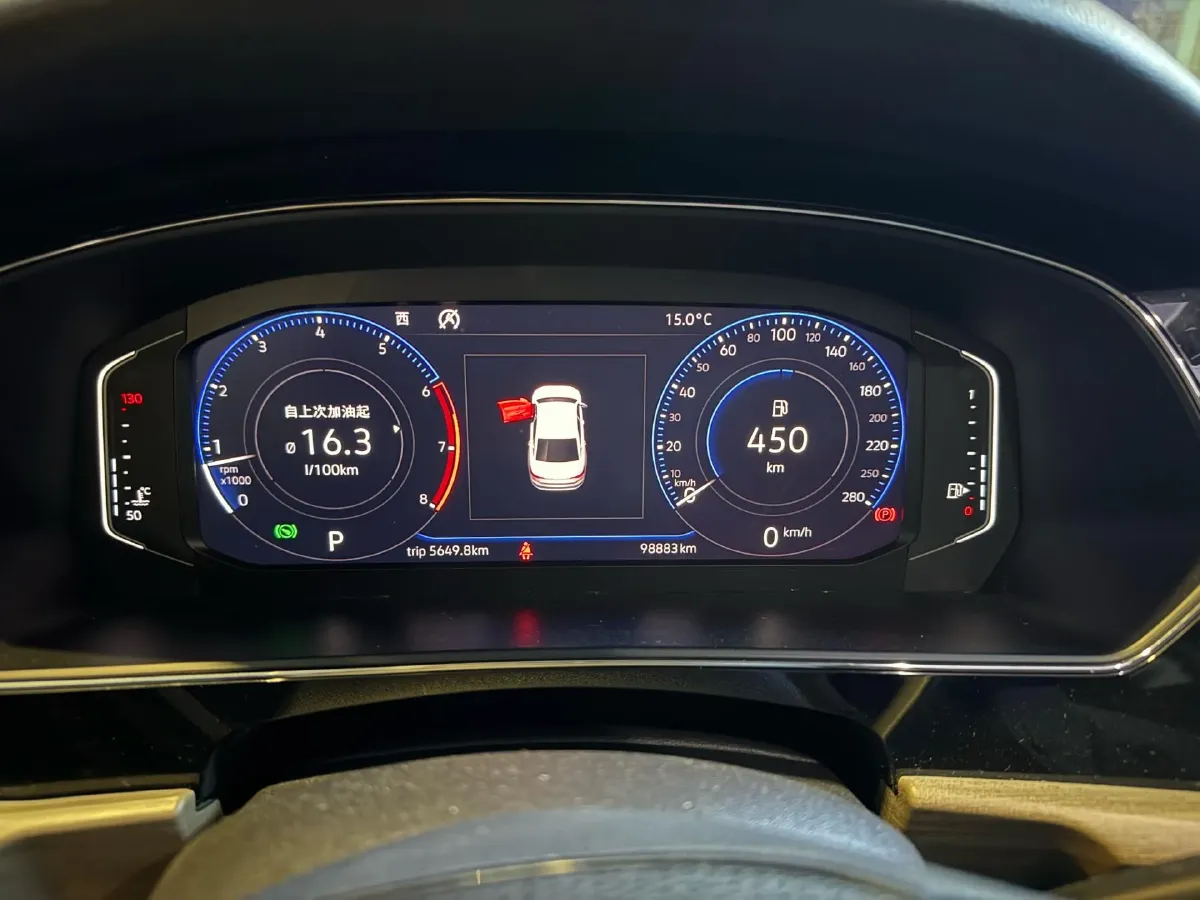 2019 Volvo V40 1.5T 152HP L4 6AT,autocango,china used car exporter,china ev exporter,chinese used car exporter,chinese used ev exporter