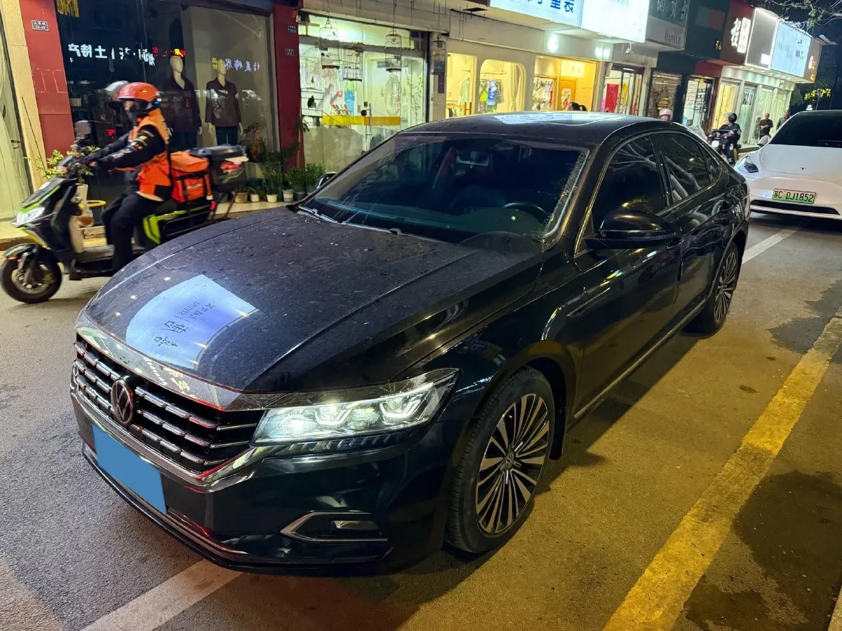 2019 Volvo V40 1.5T 152HP L4 6AT,autocango,china used car exporter,china ev exporter,chinese used car exporter,chinese used ev exporter