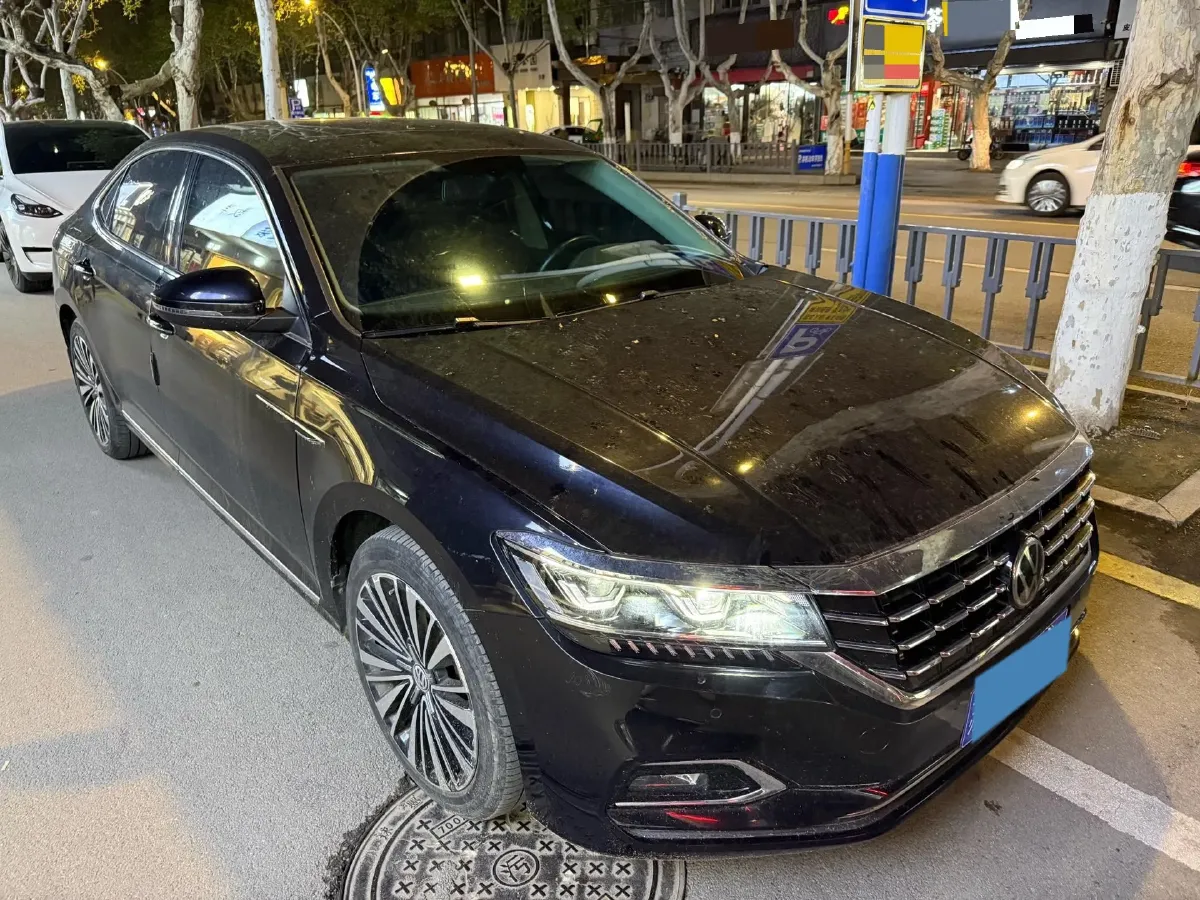 2019 Volvo V40 1.5T 152HP L4 6AT,autocango,china used car exporter,china ev exporter,chinese used car exporter,chinese used ev exporter