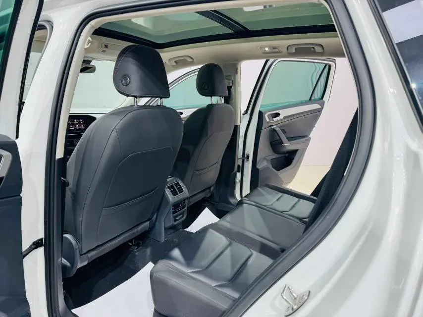 2021 Volkswagen Tayron 1.4T 150HP L4 7DCT,autocango,china used car exporter,china ev exporter,chinese used car exporter,chinese used ev exporter