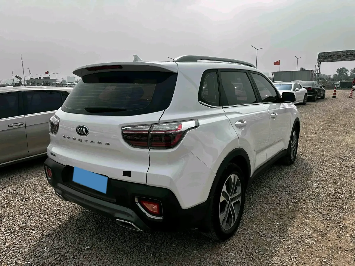2021 Kia Sportage R 2.0L 161HP L4 6AT,autocango,china used car exporter,china ev exporter,chinese used car exporter,chinese used ev exporter