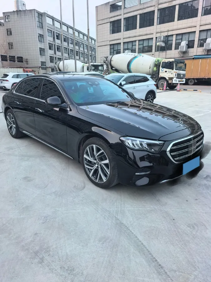 2025 Mercedes-Benz E Class 2.0T 258HP L4 9AT,autocango,china used car exporter,china ev exporter,chinese used car exporter,chinese used ev exporter