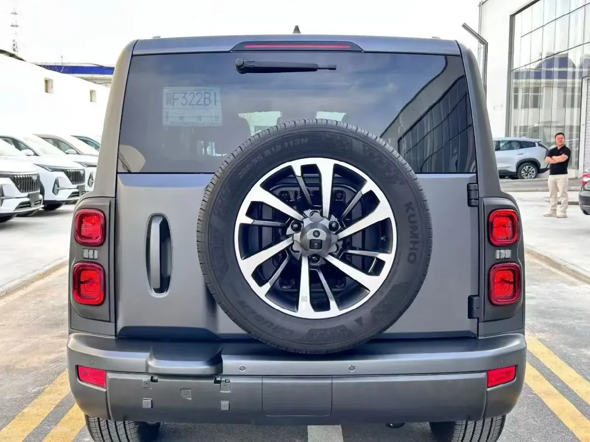 2024 Haval H9 2.0T 224HP L4 8AT,autocango,china used car exporter,china ev exporter,chinese used car exporter,chinese used ev exporter