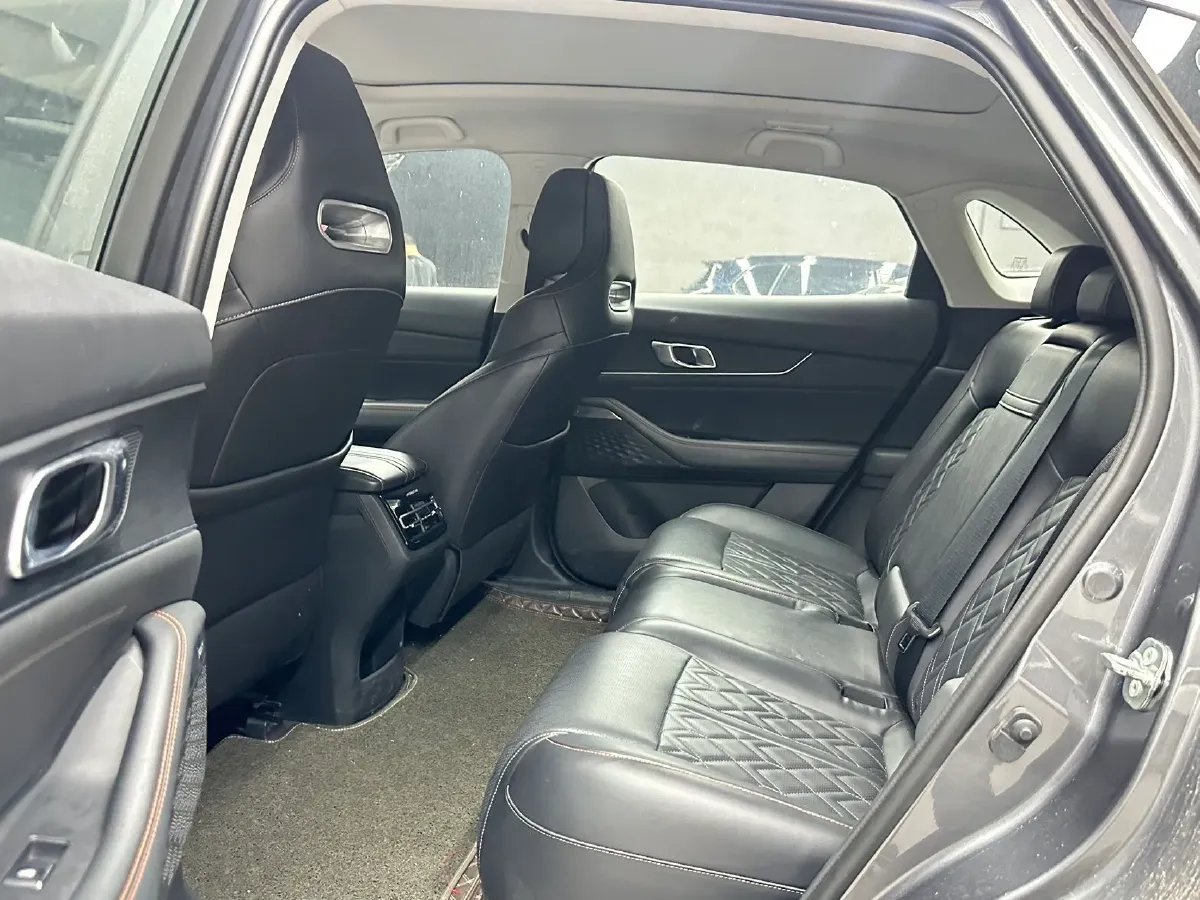 2021 ChangAn UNI-K 2.0T 233HP L4 8AT,autocango,china used car exporter,china ev exporter,chinese used car exporter,chinese used ev exporter