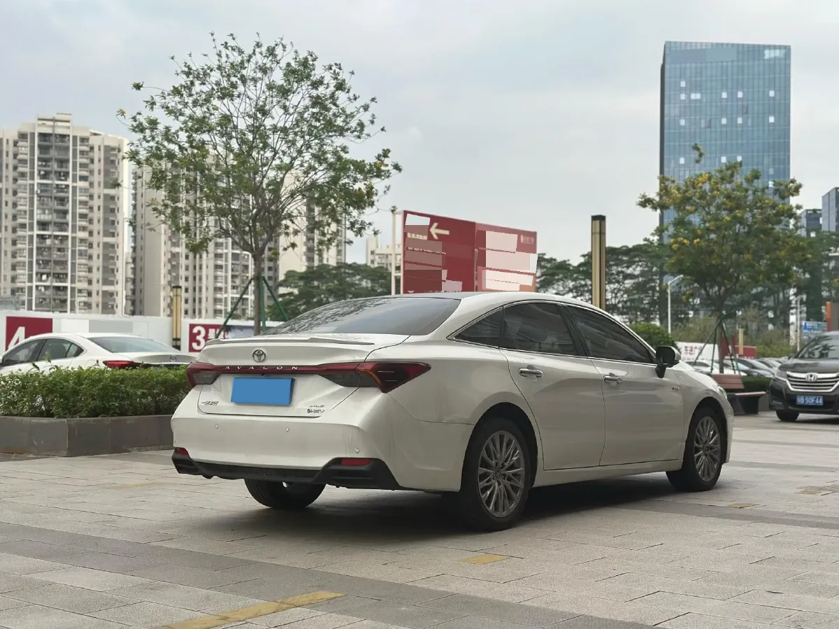 2024 Toyota Avalon 2.5L 185HP L4 E-CVT Hybrid,autocango,china used car exporter,china ev exporter,chinese used car exporter,chinese used ev exporter
