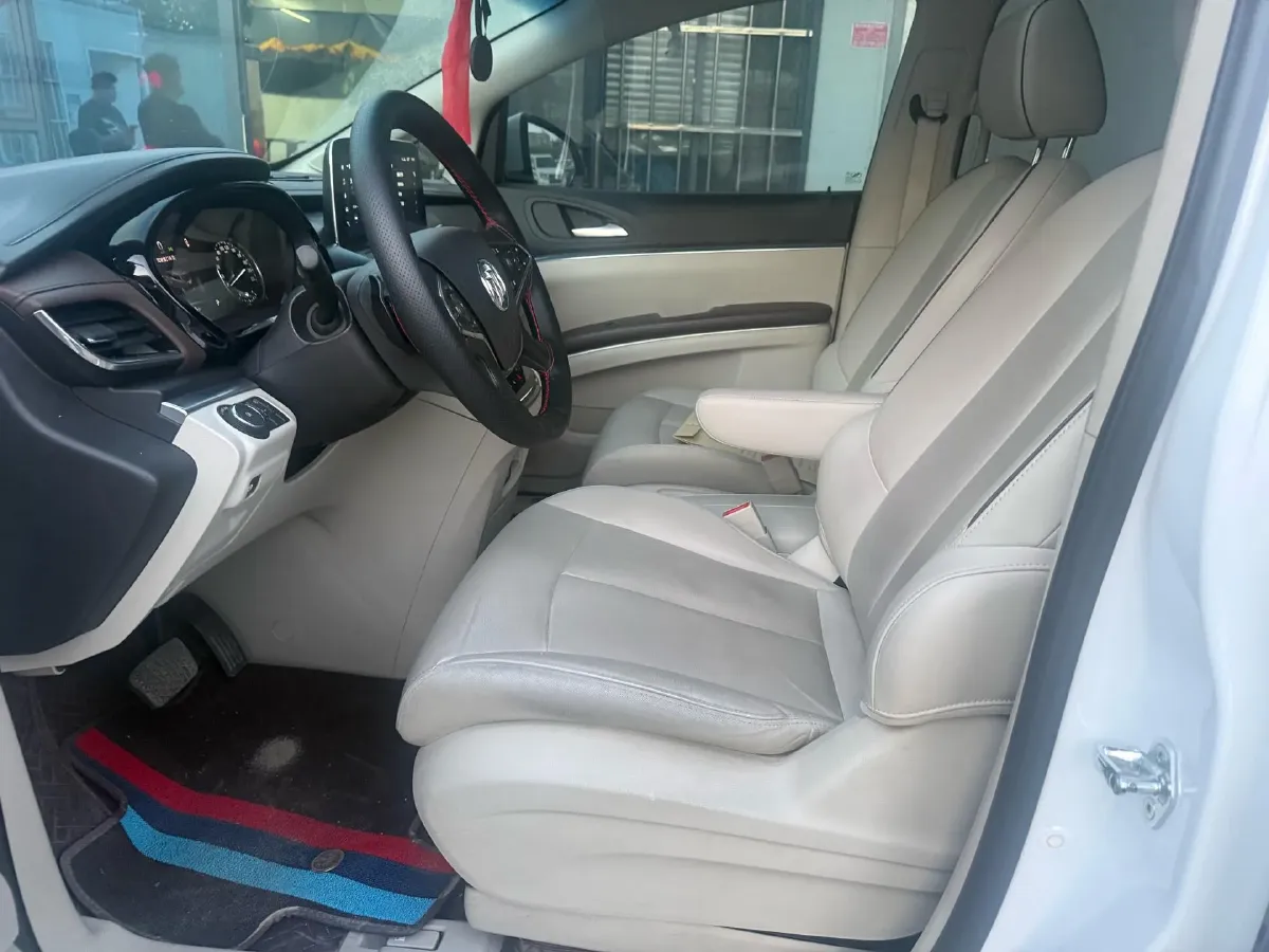 2021 Buick GL8 2.0T 237HP L4 9AT,autocango,china used car exporter,china ev exporter,chinese used car exporter,chinese used ev exporter