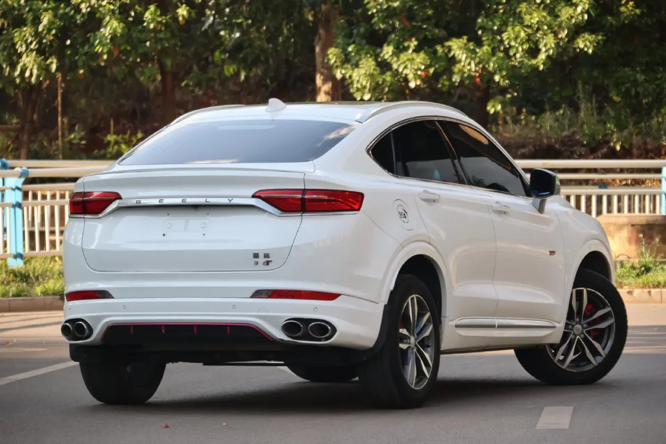 2019 Geely Tugella 2.0T 238HP L4 8AT,autocango,china used car exporter,china ev exporter,chinese used car exporter,chinese used ev exporter