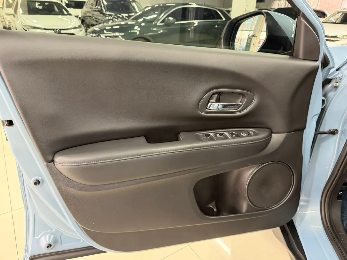 2022 Honda XR-V 1.5L 131HP L4 CVT,autocango,china used car exporter,china ev exporter,chinese used car exporter,chinese used ev exporter