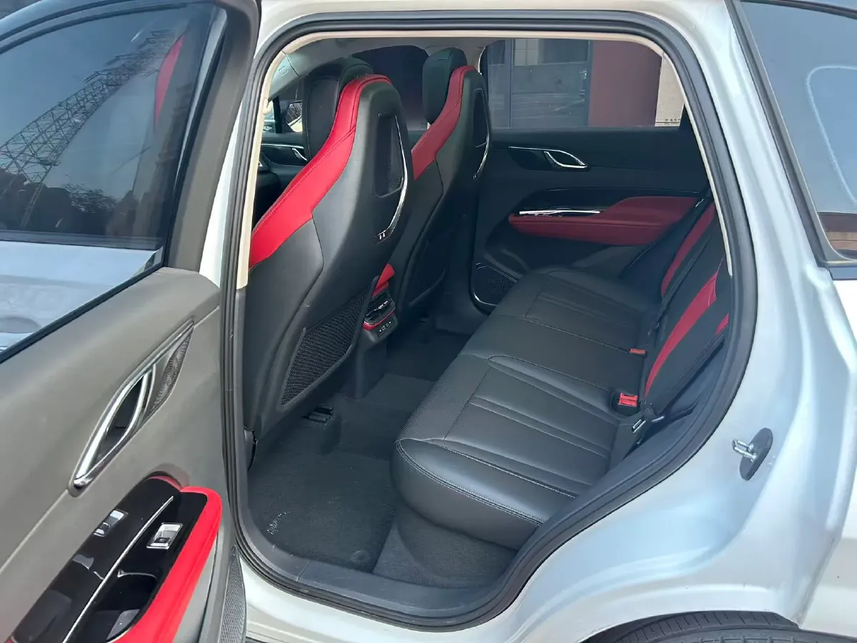 2023 HongQi HS3 1.5T 169HP L4 7DCT,autocango,china used car exporter,china ev exporter,chinese used car exporter,chinese used ev exporter