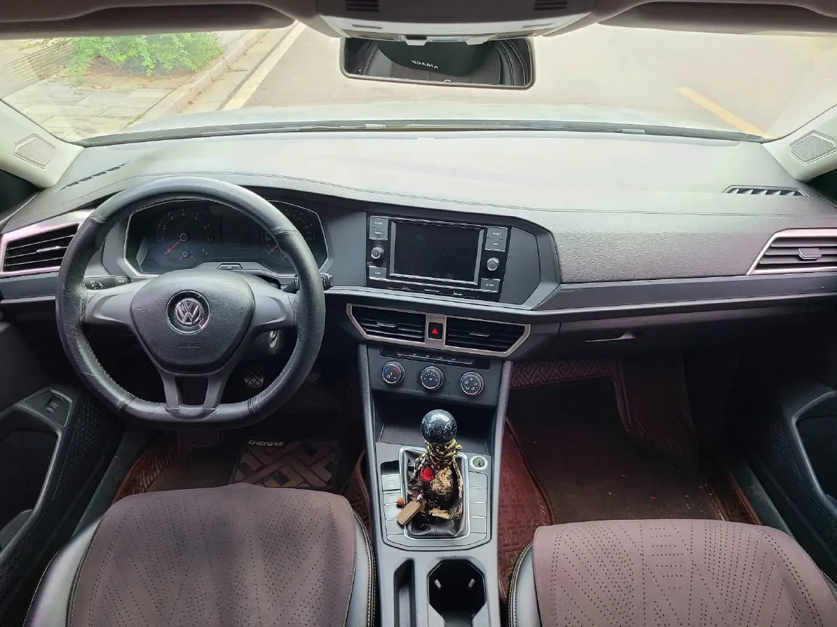 2019 Volkswagen Sagitar 1.2T 116HP L4 5MT,autocango,china used car exporter,china ev exporter,chinese used car exporter,chinese used ev exporter