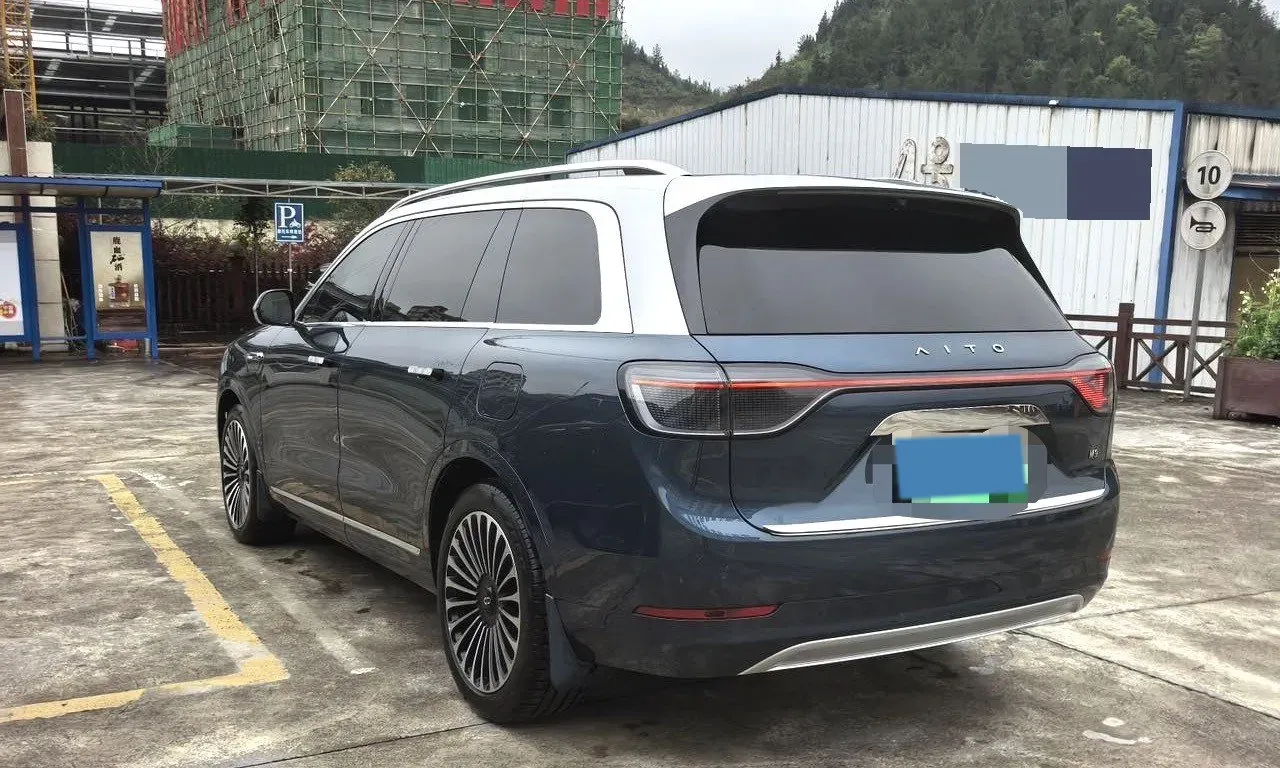 2024 AITO AITO M9 1.5T 152HP L4 REEV 42KWH,autocango,china used car exporter,china ev exporter,chinese used car exporter,chinese used ev exporter