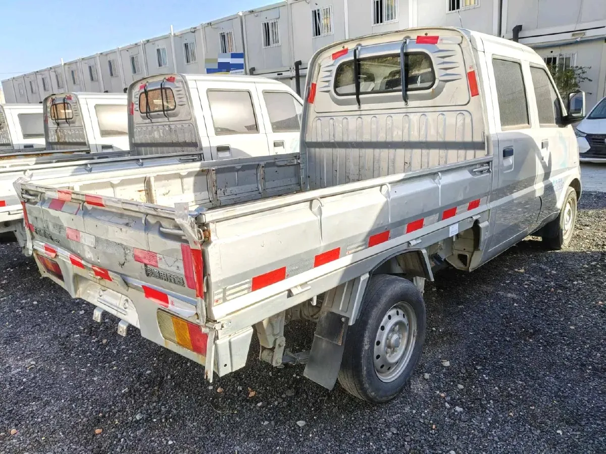 2021 WuLing RongGuang Mini Truck 1.5L 99HP L4 5MT,autocango,china used car exporter,china ev exporter,chinese used car exporter,chinese used ev exporter