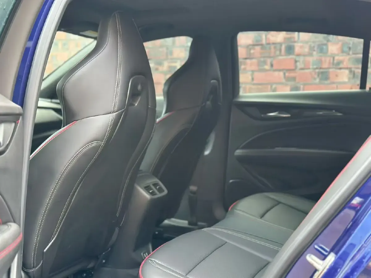 2021 Buick Regal 2.0T 237HP L4 9AT,autocango,china used car exporter,china ev exporter,chinese used car exporter,chinese used ev exporter