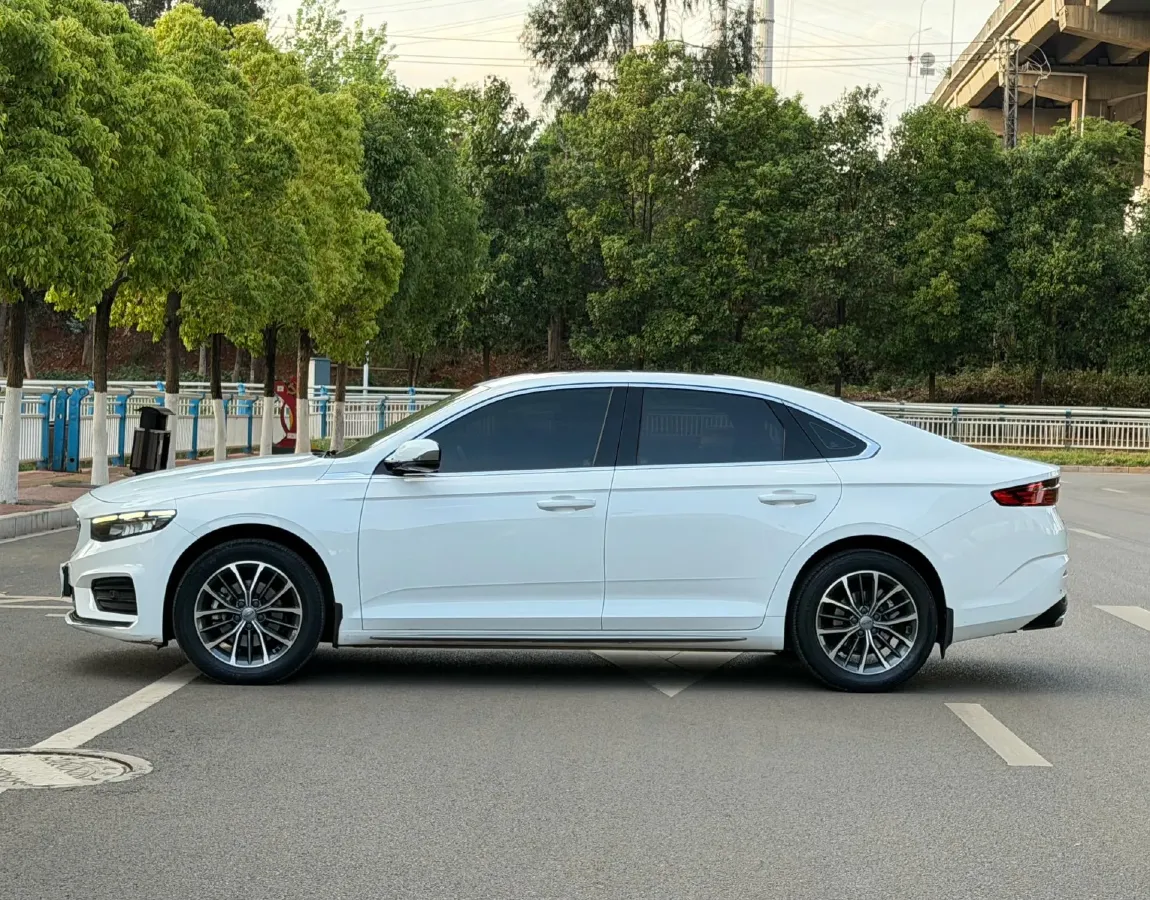 2021 Geely Preface 2.0T 190HP L4 7DCT,autocango,china used car exporter,china ev exporter,chinese used car exporter,chinese used ev exporter