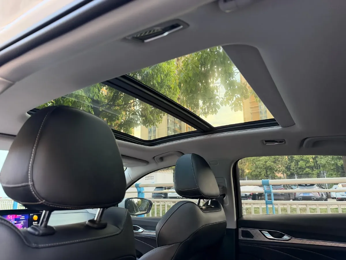 2021 Geely Preface 2.0T 190HP L4 7DCT,autocango,china used car exporter,china ev exporter,chinese used car exporter,chinese used ev exporter