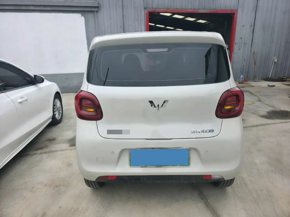 2025 WuLing HongGuang MINI EV BEV 16.2KWH,autocango,china used car exporter,china ev exporter,chinese used car exporter,chinese used ev exporter