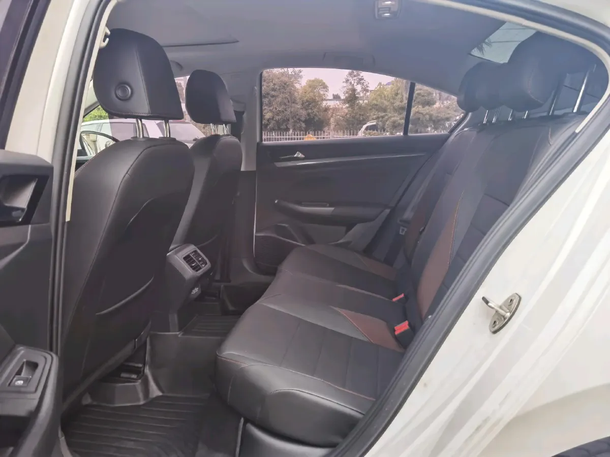 2020 Volkswagen Bora 1.5L 113HP L4 6AT,autocango,china used car exporter,china ev exporter,chinese used car exporter,chinese used ev exporter