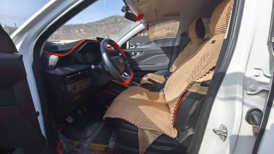 2022 WuLing XingChi 1.5L 99HP L4 6MT,autocango,china used car exporter,china ev exporter,chinese used car exporter,chinese used ev exporter