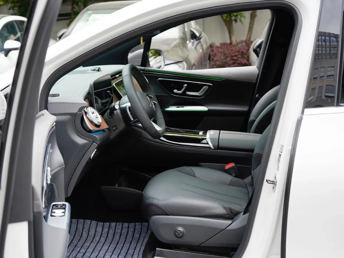 2023 Mercedes-Benz EQE SUV BEV 96.1KWH,autocango,china used car exporter,china ev exporter,chinese used car exporter,chinese used ev exporter