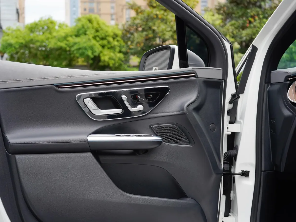 2023 Mercedes-Benz EQE SUV BEV 96.1KWH,autocango,china used car exporter,china ev exporter,chinese used car exporter,chinese used ev exporter