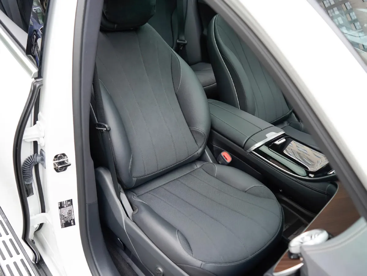 2023 Mercedes-Benz EQE SUV BEV 96.1KWH,autocango,china used car exporter,china ev exporter,chinese used car exporter,chinese used ev exporter