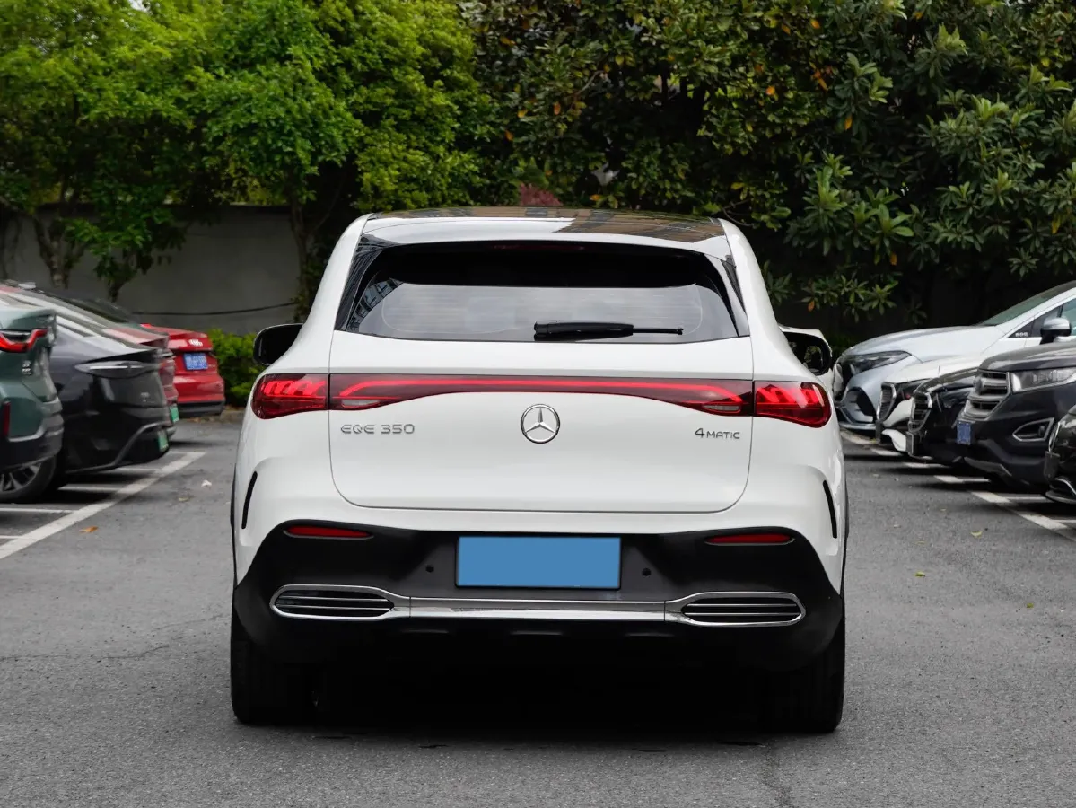 2023 Mercedes-Benz EQE SUV BEV 96.1KWH,autocango,china used car exporter,china ev exporter,chinese used car exporter,chinese used ev exporter