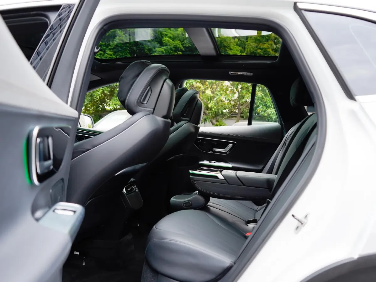 2023 Mercedes-Benz EQE SUV BEV 96.1KWH,autocango,china used car exporter,china ev exporter,chinese used car exporter,chinese used ev exporter