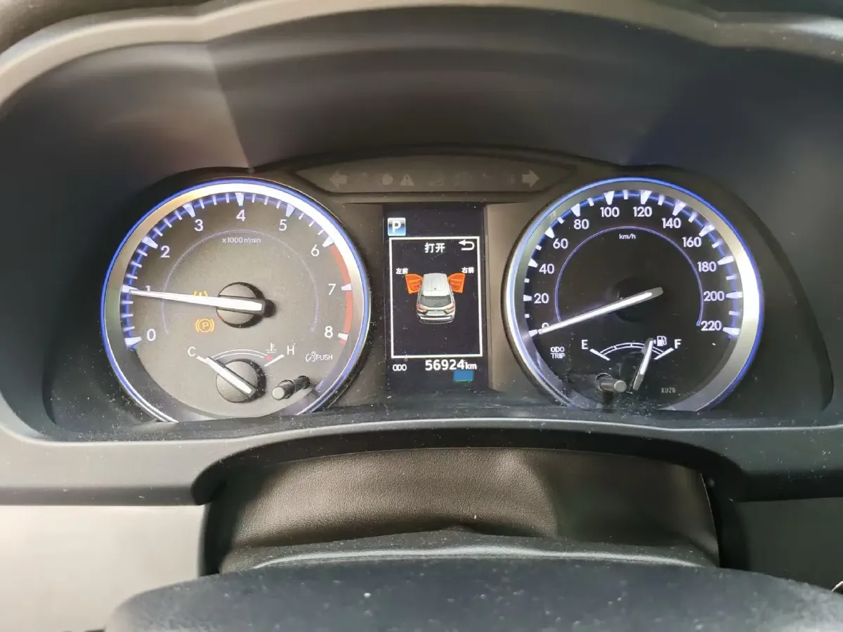 2018 Toyota Highlander 2.0T 220HP L4 6AT,autocango,china used car exporter,china ev exporter,chinese used car exporter,chinese used ev exporter