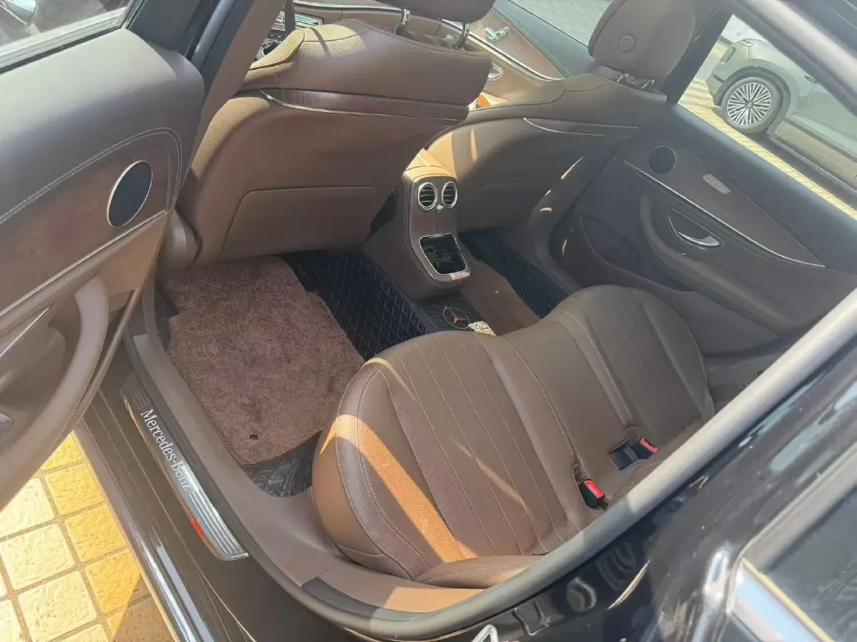 2021 Mercedes-Benz E Class 2.0T 197HP L4 9AT,autocango,china used car exporter,china ev exporter,chinese used car exporter,chinese used ev exporter