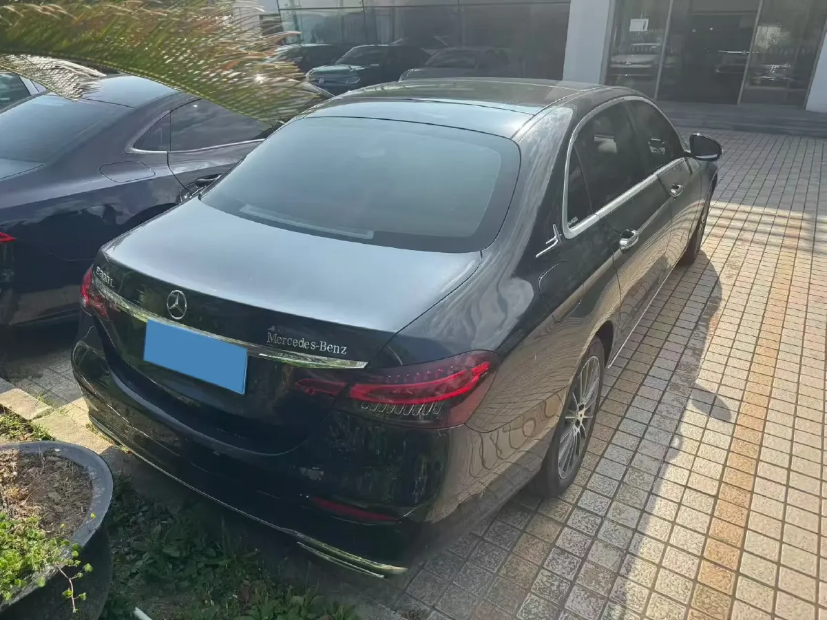 2021 Mercedes-Benz E Class 2.0T 197HP L4 9AT,autocango,china used car exporter,china ev exporter,chinese used car exporter,chinese used ev exporter