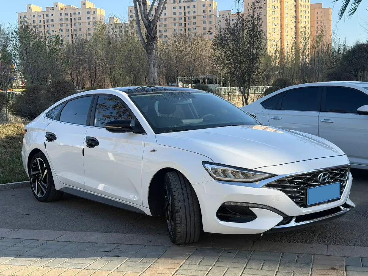2019 Hyundai La Festa 1.6T 190HP L4 7DCT,autocango,china used car exporter,china ev exporter,chinese used car exporter,chinese used ev exporter