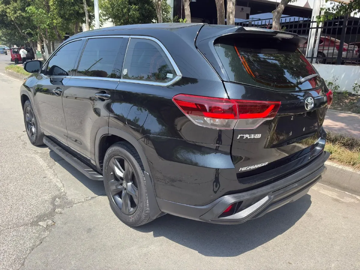 2019 HanTeng V7 1.5T 156HP L4 6AT,autocango,china used car exporter,china ev exporter,chinese used car exporter,chinese used ev exporter