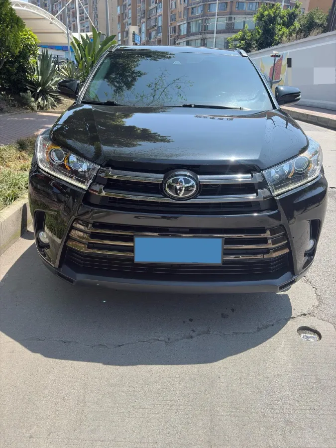 2019 HanTeng V7 1.5T 156HP L4 6AT,autocango,china used car exporter,china ev exporter,chinese used car exporter,chinese used ev exporter