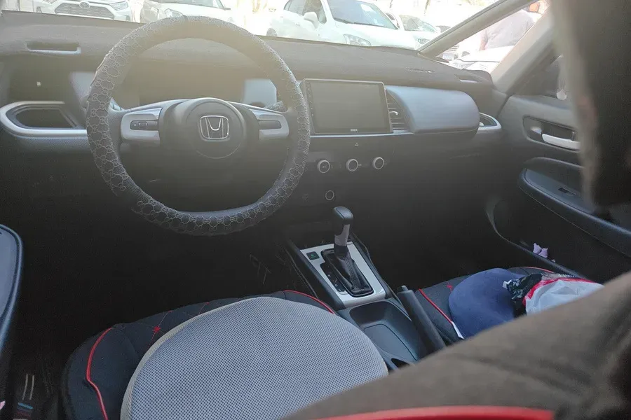 2021 Honda Fit 1.5L 131HP L4 CVT,autocango,china used car exporter,china ev exporter,chinese used car exporter,chinese used ev exporter