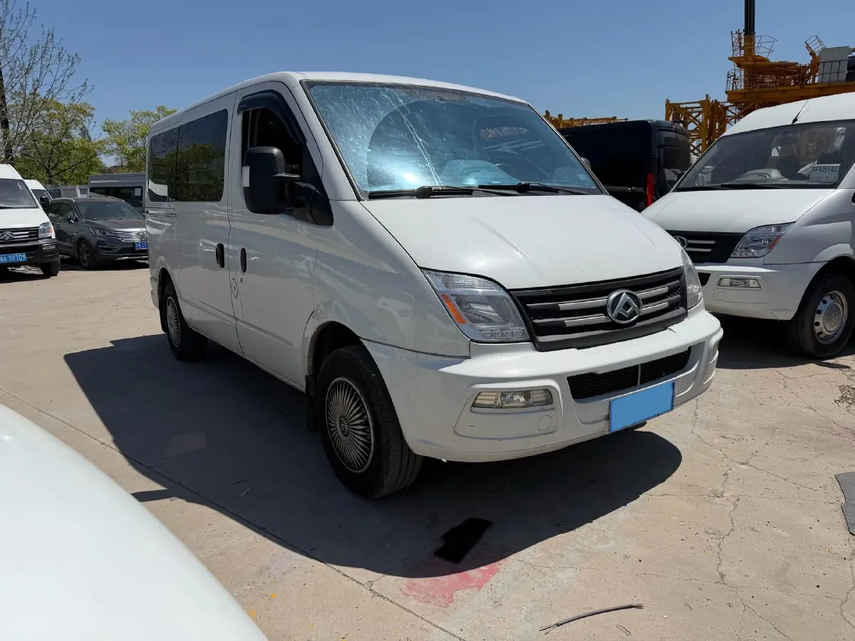 2021 MAXUS XinTu V80 2.0T 139HP L4 6MT,autocango,china used car exporter,china ev exporter,chinese used car exporter,chinese used ev exporter