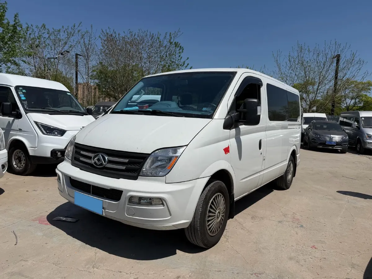 2021 MAXUS XinTu V80 2.0T 139HP L4 6MT,autocango,china used car exporter,china ev exporter,chinese used car exporter,chinese used ev exporter