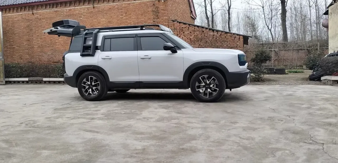 2024 Beijing BJ30 1.5T 188HP L4 7DCT,autocango,china used car exporter,china ev exporter,chinese used car exporter,chinese used ev exporter