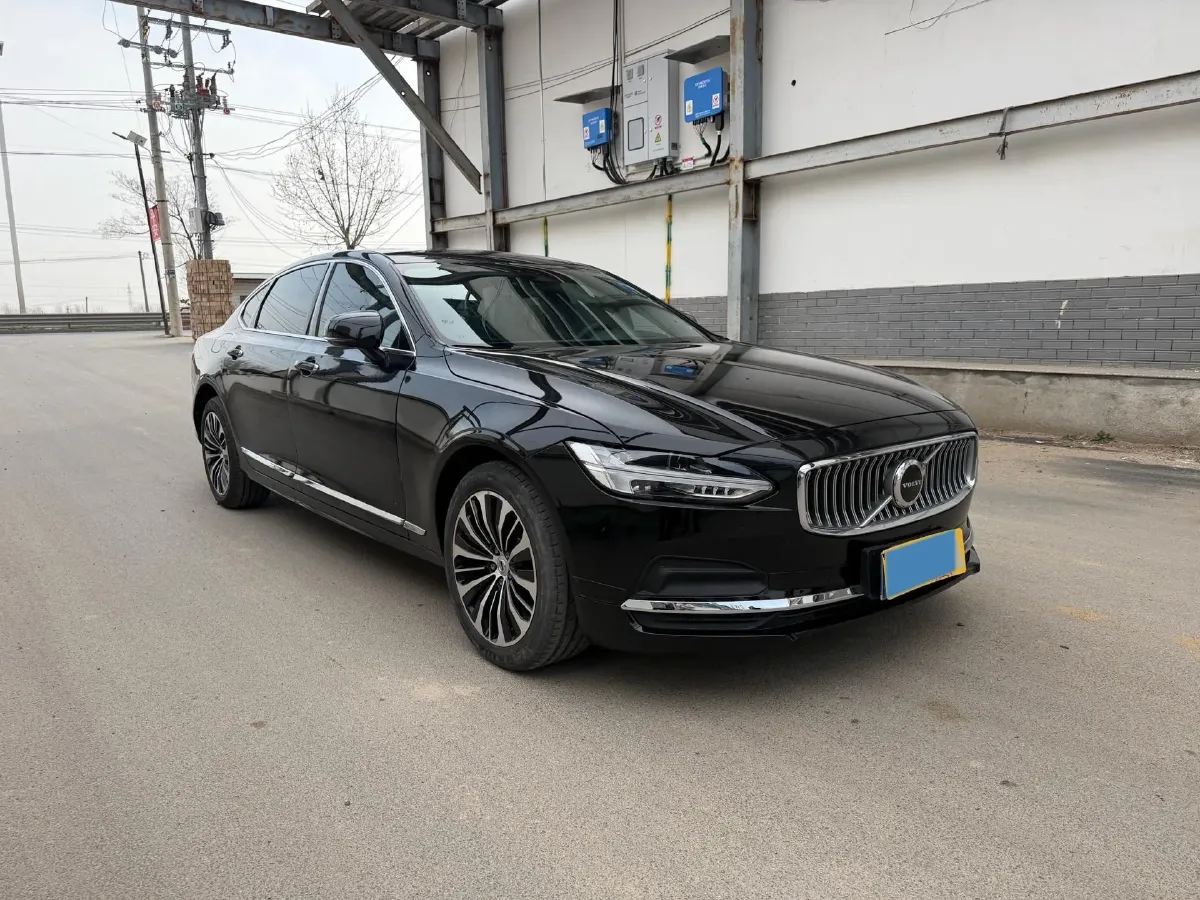2023 Volvo S90 2.0T 250HP L4 8AT,autocango,china used car exporter,china ev exporter,chinese used car exporter,chinese used ev exporter