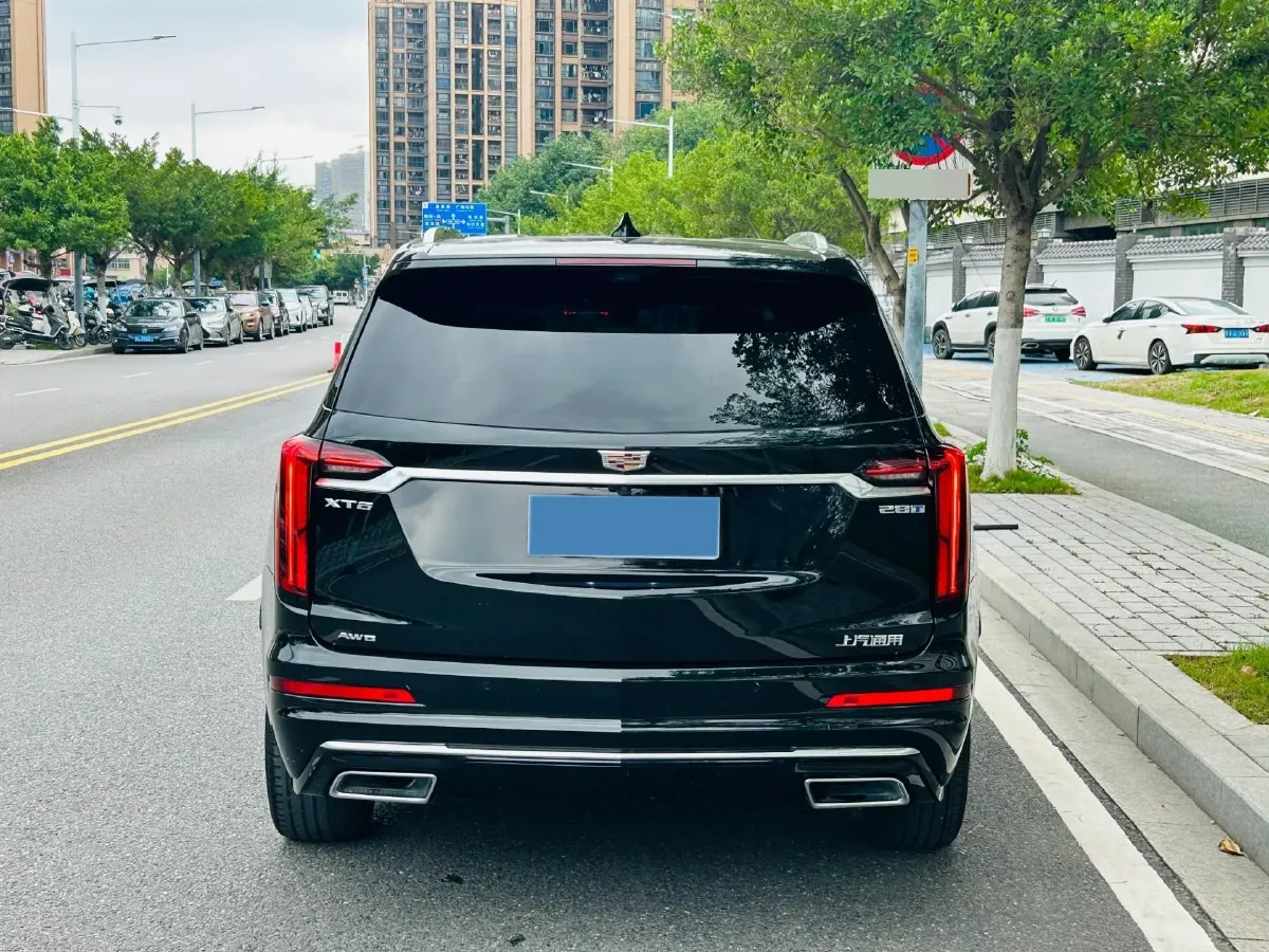 2022 Cadillac XT6 2.0T 237HP L4 9AT,autocango,china used car exporter,china ev exporter,chinese used car exporter,chinese used ev exporter