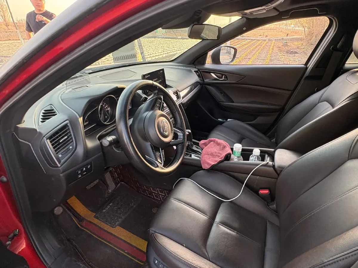 2020 Mazda CX-4 2.5L 192HP L4 6AT,autocango,china used car exporter,china ev exporter,chinese used car exporter,chinese used ev exporter