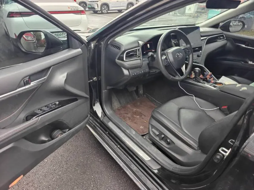 2023 Toyota Camry 2.5L 207HP L4 8AT,autocango,china used car exporter,china ev exporter,chinese used car exporter,chinese used ev exporter