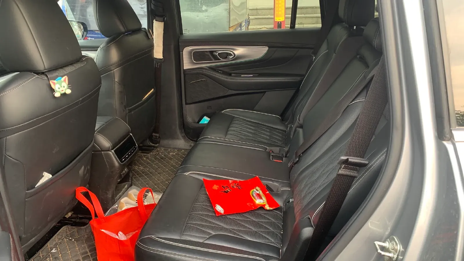 2022 GAC Trumpchi GS8 2.0T 252HP L4 8AT,autocango,china used car exporter,china ev exporter,chinese used car exporter,chinese used ev exporter