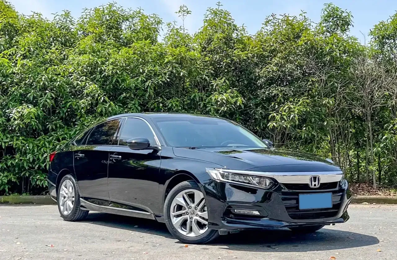 2018 Honda Accord 1.5T 194HP L4 CVT,autocango,china used car exporter,china ev exporter,chinese used car exporter,chinese used ev exporter