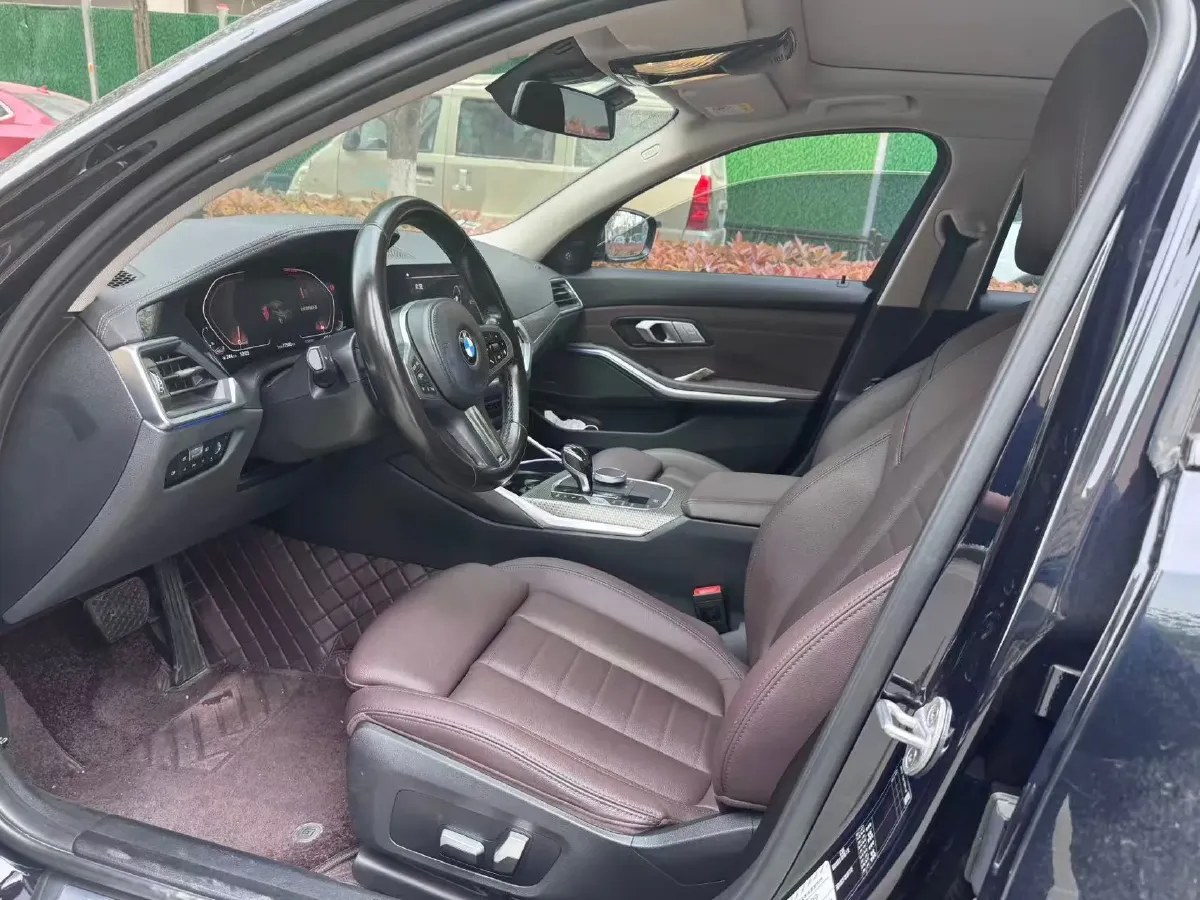 2021 BMW 3 Series 2.0T 184HP L4 8AT,autocango,china used car exporter,china ev exporter,chinese used car exporter,chinese used ev exporter