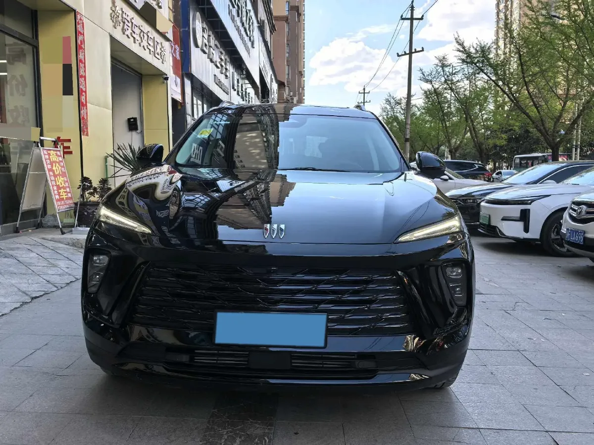 2025 Buick EnvisionPlus 2.0T 237HP L4 9AT,autocango,china used car exporter,china ev exporter,chinese used car exporter,chinese used ev exporter