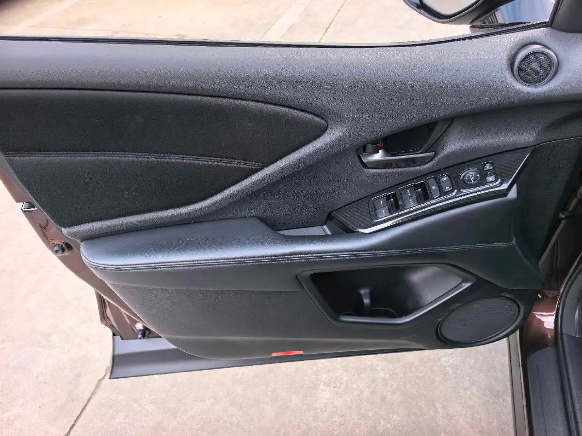 2016 Acura CDX 1.5T 182HP L4 8DCT,autocango,china used car exporter,china ev exporter,chinese used car exporter,chinese used ev exporter