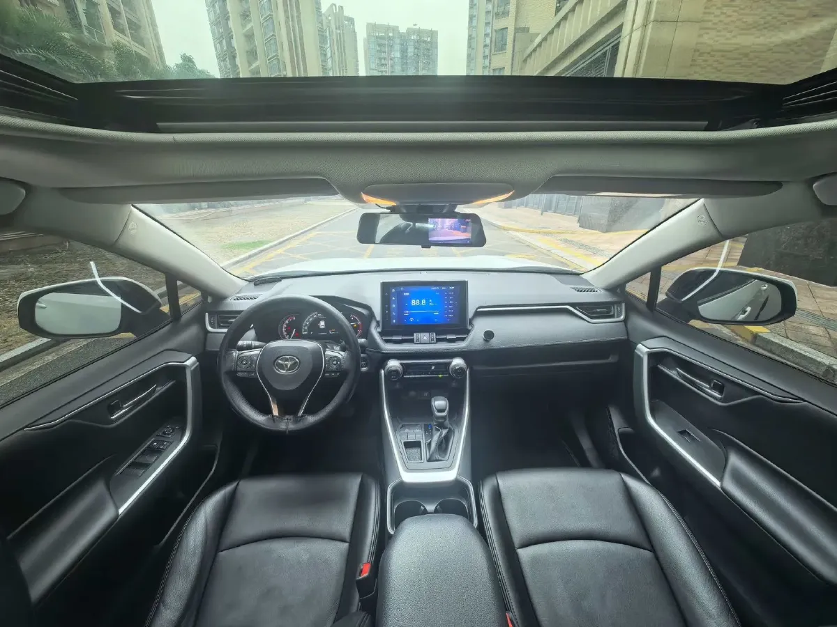 2021 Toyota RAV4 2.0L 171HP L4 CVT,autocango,china used car exporter,china ev exporter,chinese used car exporter,chinese used ev exporter