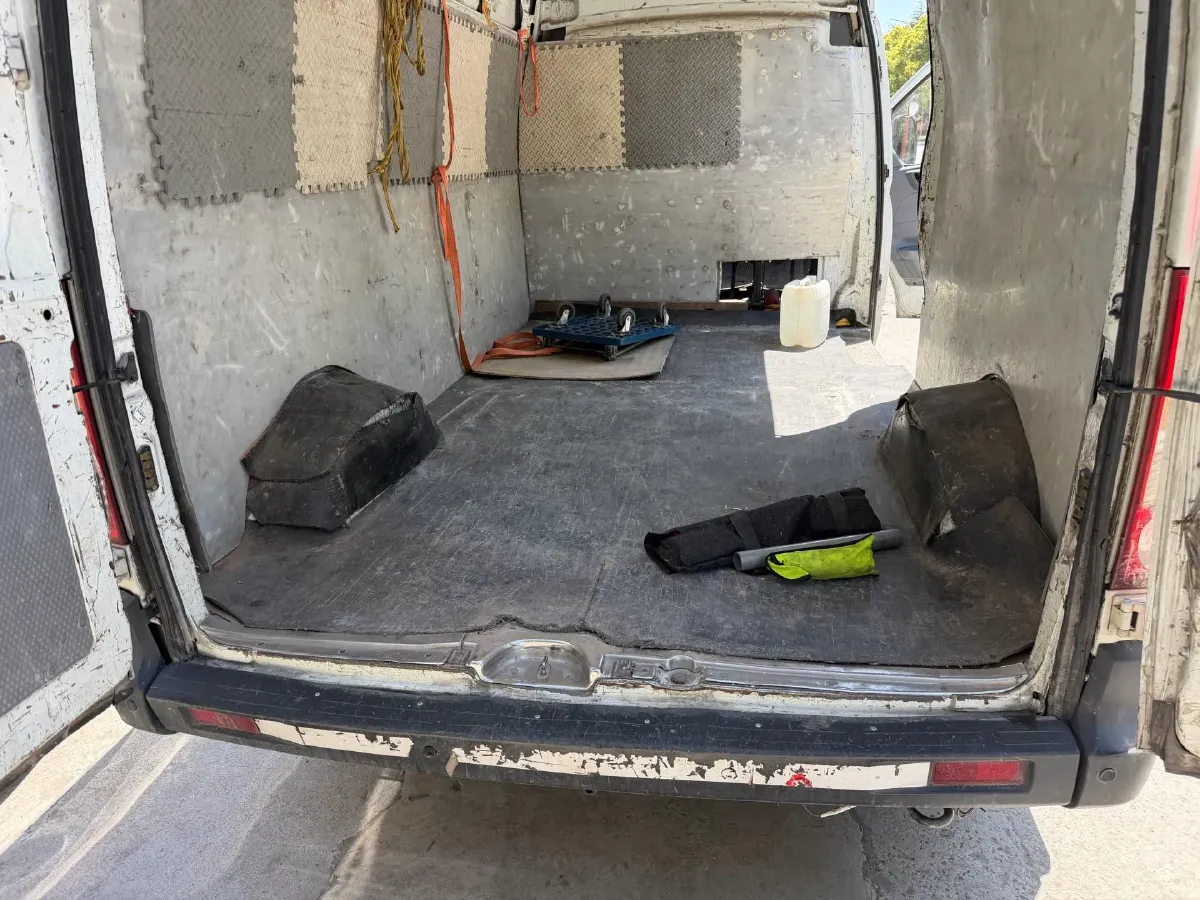 2019 MAXUS XinTu V80 2.5T 136HP L4 6MT,autocango,china used car exporter,china ev exporter,chinese used car exporter,chinese used ev exporter