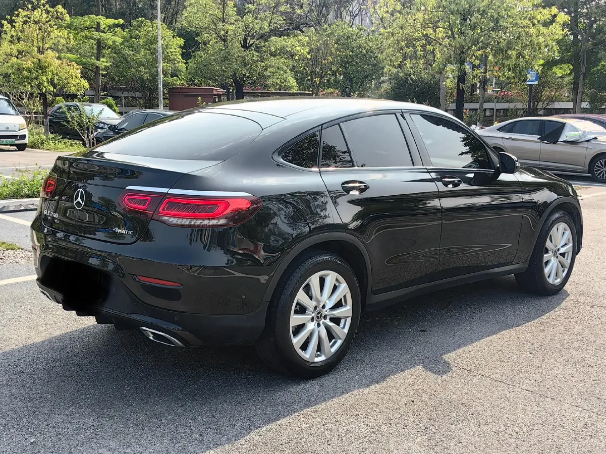 2021 Mercedes-Benz GLC Coupe 2.0T 197HP L4 9AT,autocango,china used car exporter,china ev exporter,chinese used car exporter,chinese used ev exporter